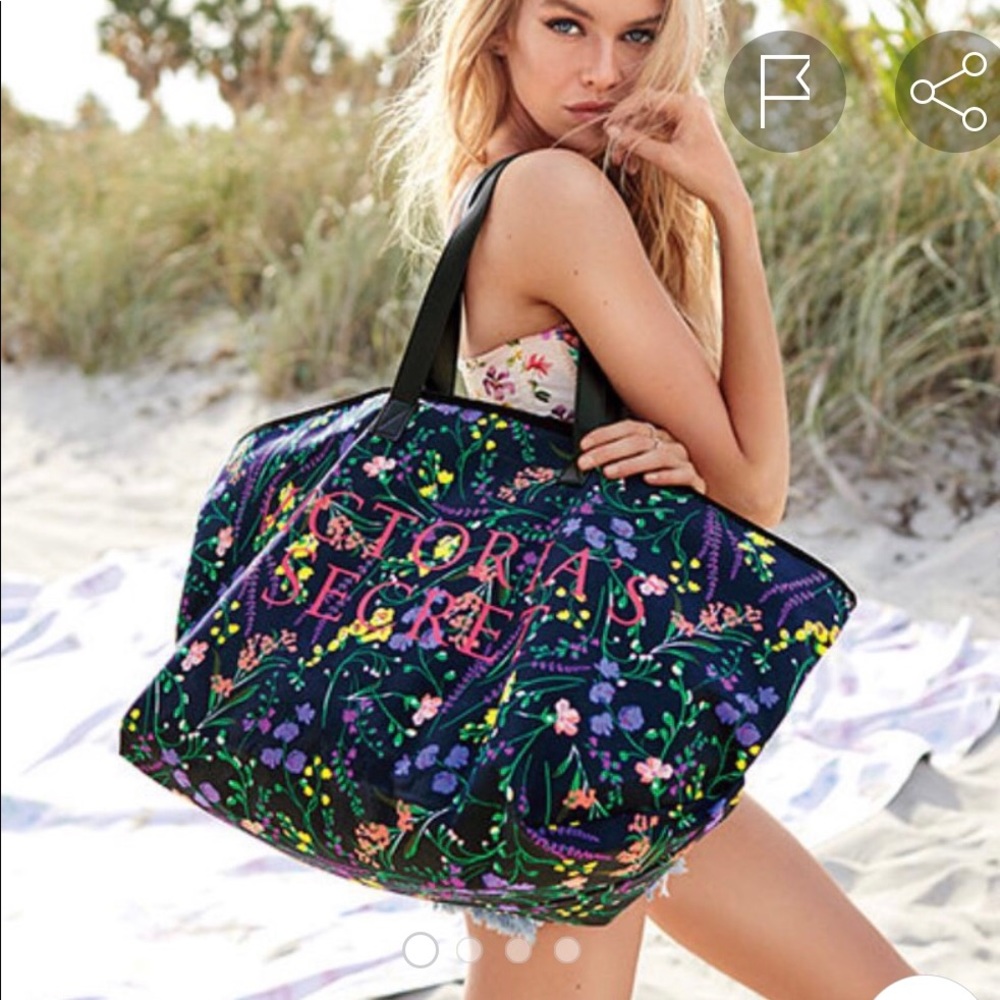 Victoria’s Secret weekend tote
